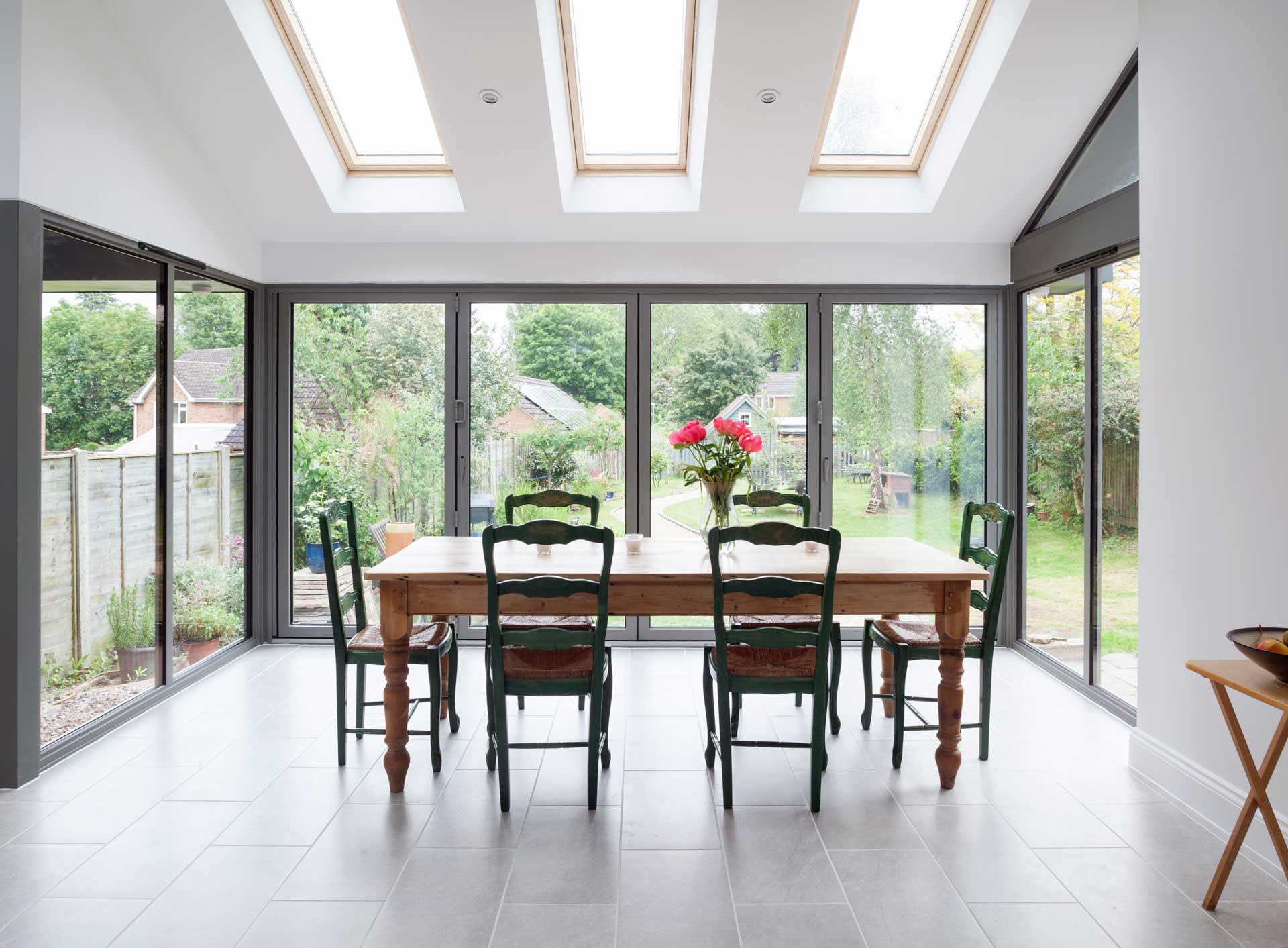 a beautiful home living room in Milton Keynes